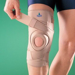 Ортопедический коленный ортез с боковыми шарнирами OPPO, арт. 1033